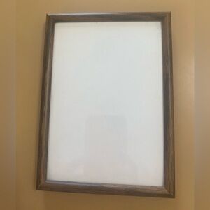 Classic Wood look metal 5x7 Picture Frame